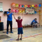 Танцы, атлетика или футбол? Проект "Стань чемпионом" поможет детям выбрать вид спорта